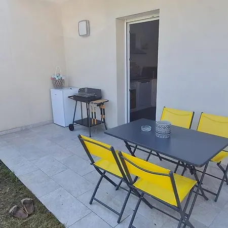 La De Audrey Et Montagne * Santa-Lucia-di-Moriani