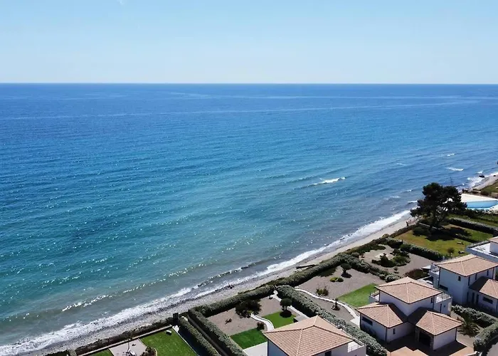 La De Audrey Et Montagne Santa-Lucia-di-Moriani