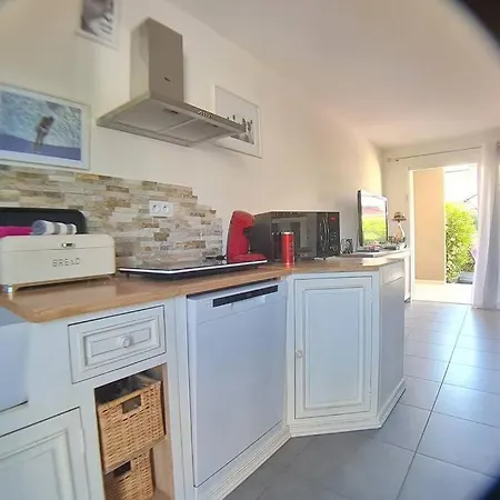 Casa vacanze La De Audrey Et Montagne Santa-Lucia-di-Moriani