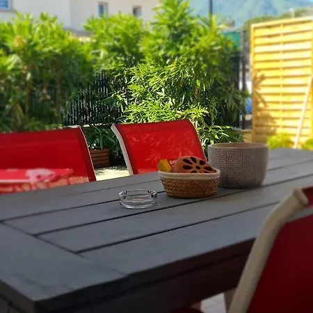 La De Audrey Et Montagne *